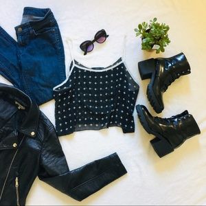 FREE🍓 sheer cross black white crop top